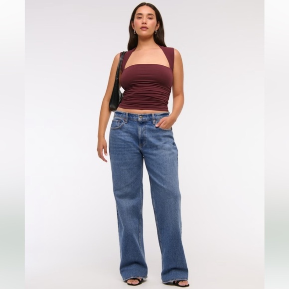 Abercrombie & Fitch Low Rise Baggy Jean in Medium Wash Size 24 Short NWT! - Picture 2 of 10